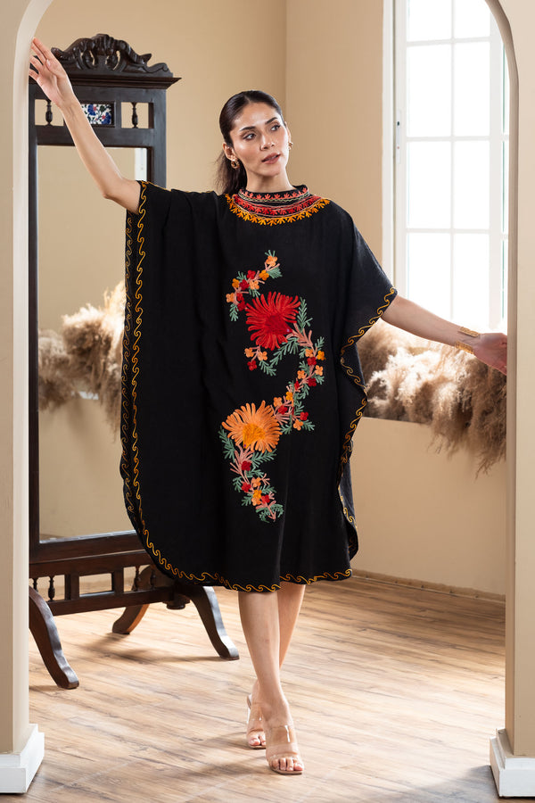 Raat Kali Collar Kaftan