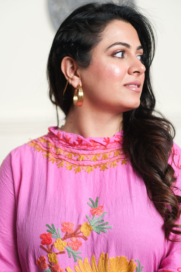 Gulabi Collar Kaftan